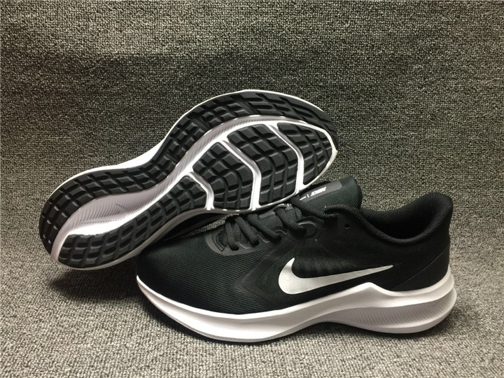 2020 Nike Quest III Black White Running Shoes